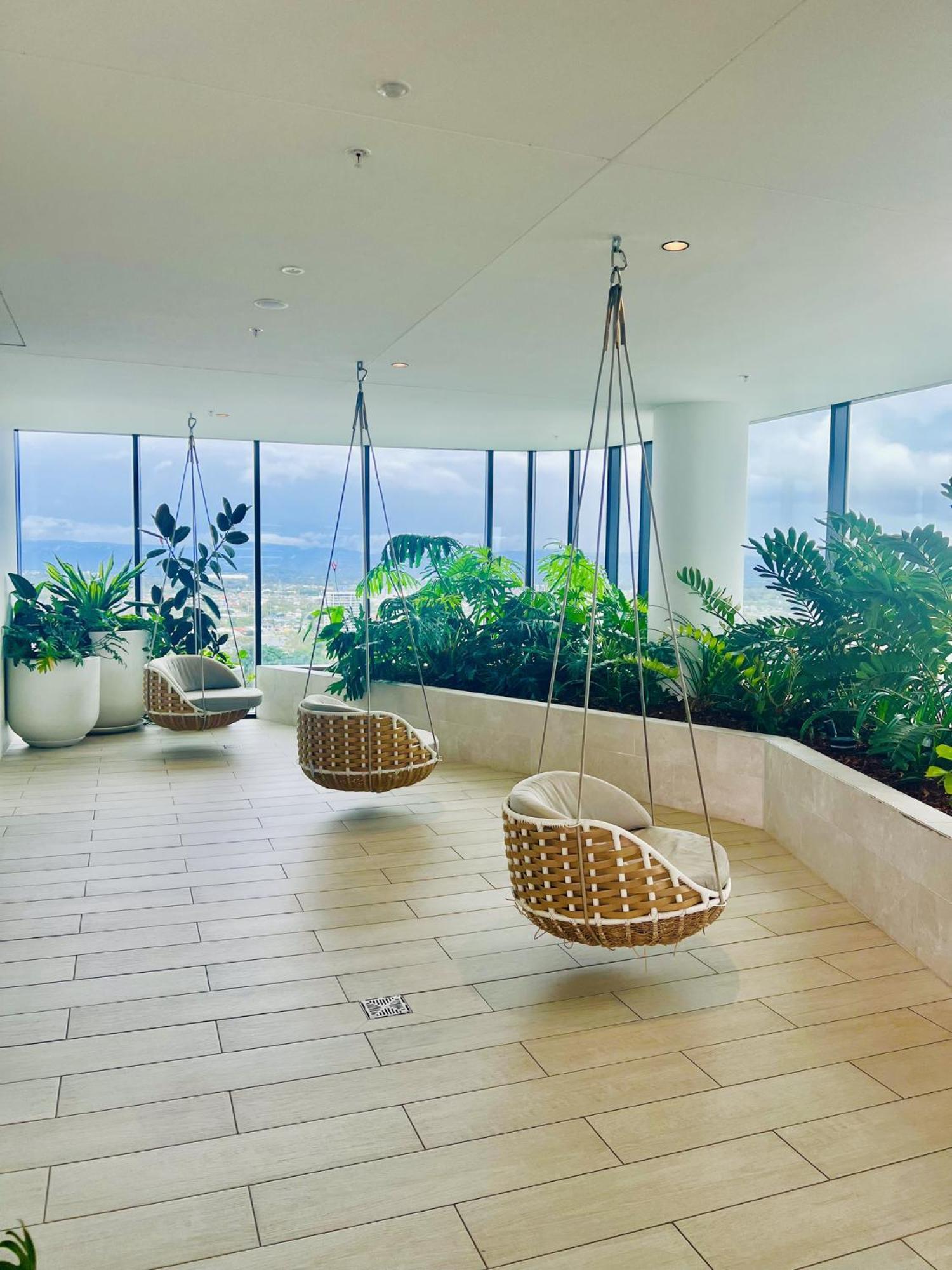 Aparthotel La Jolla Broadbeach Gold Coast